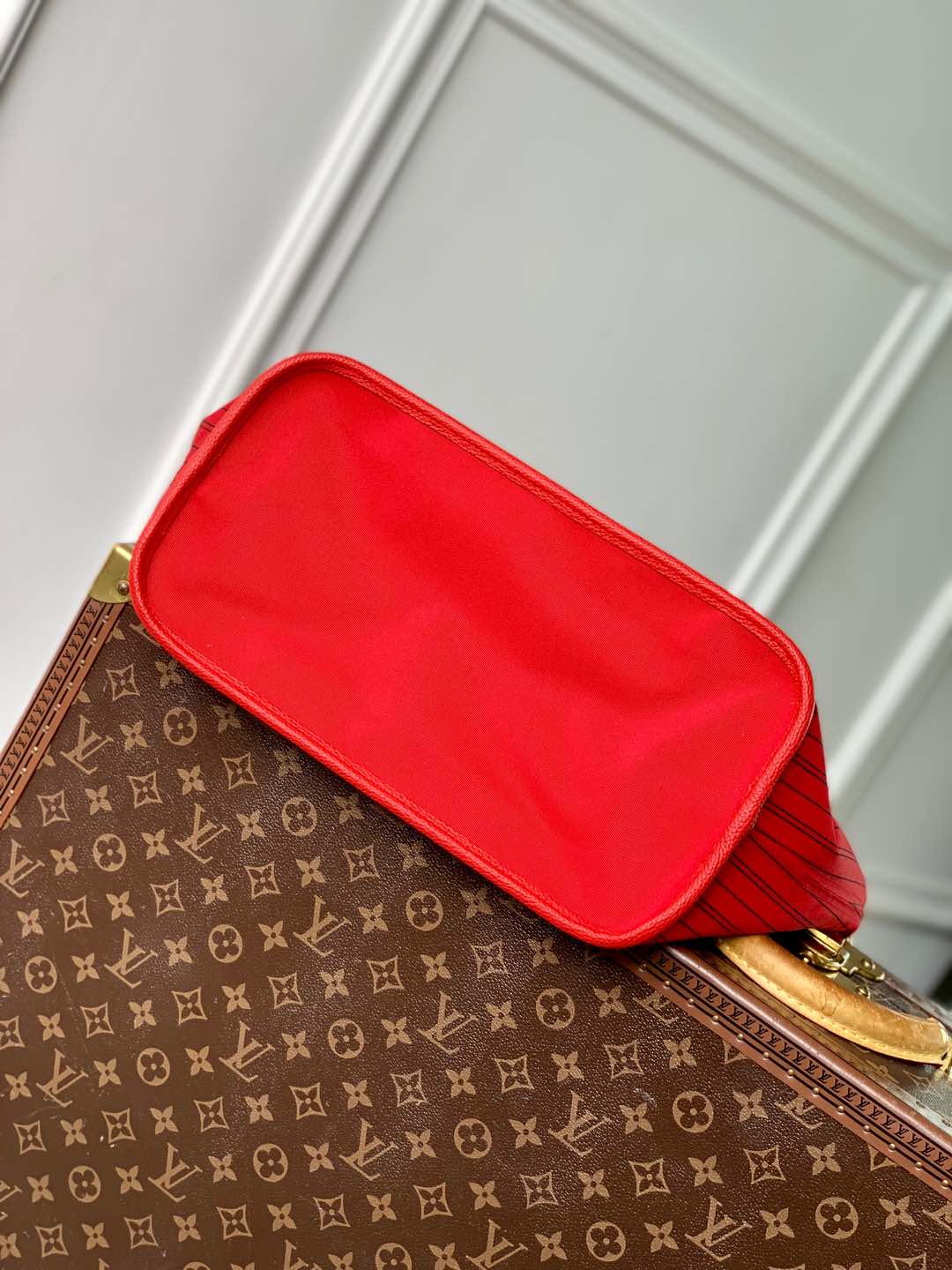Neverfull Bandoulière Inside Out MM detail 3