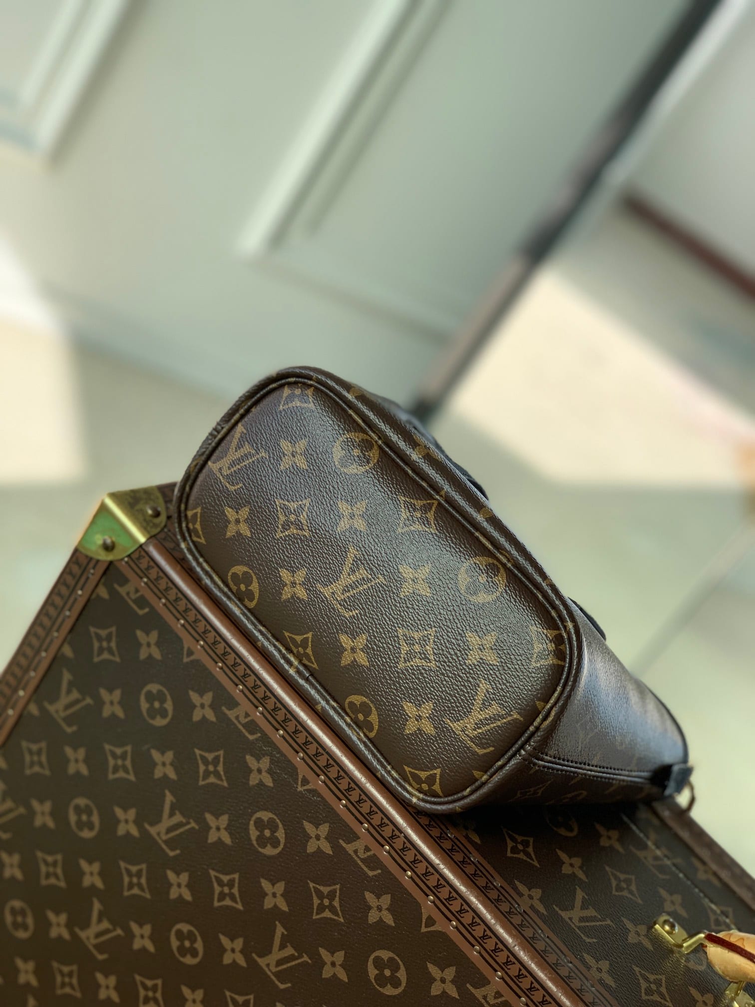 Neverfull Bandoulière Inside Out BB detail 6