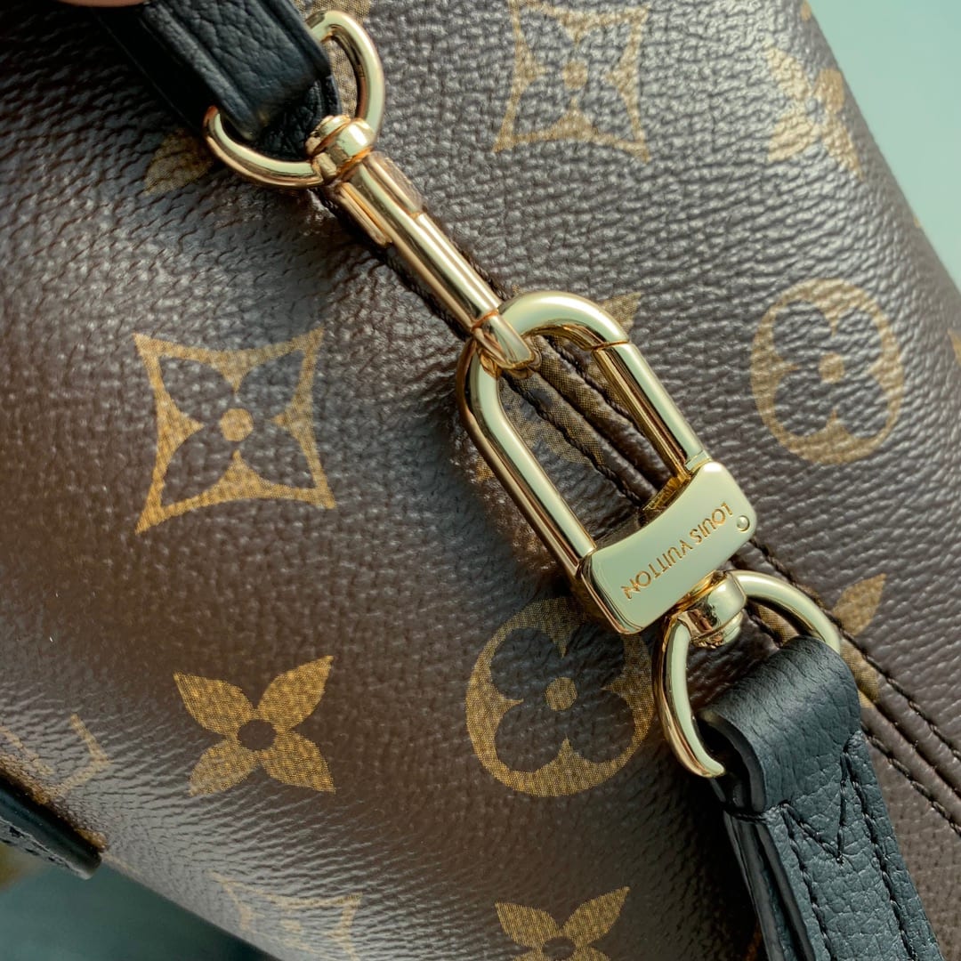 Neverfull Bandoulière Inside Out BB detail 8