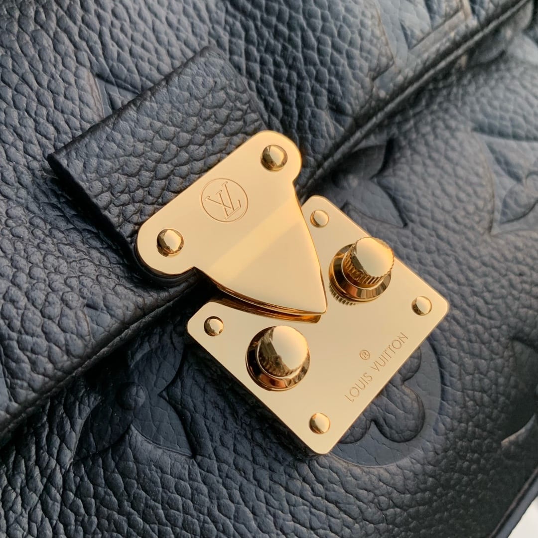 Nano Madeleine detail 5