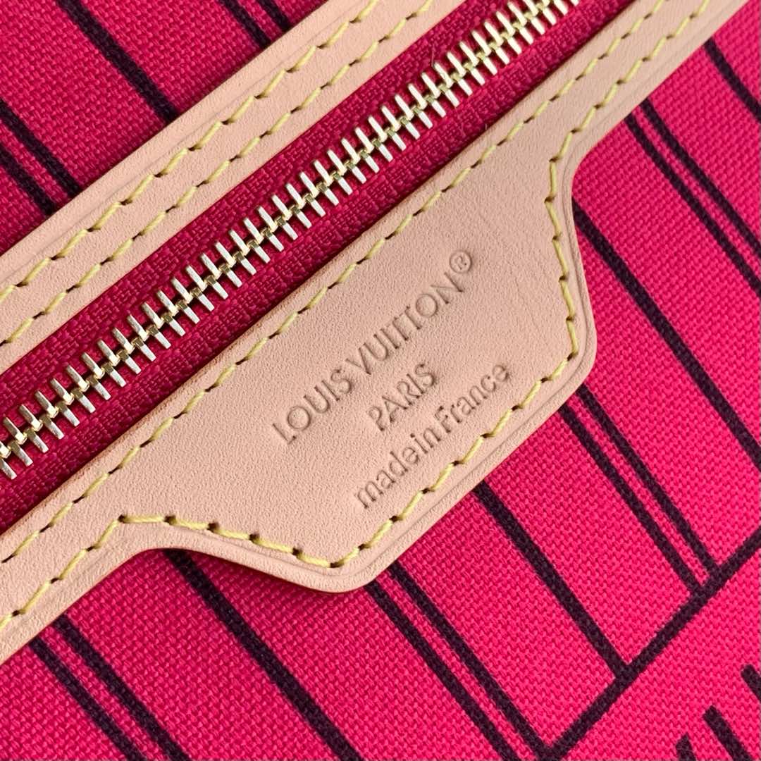 Neverfull Bandoulière Inside Out MM detail 8