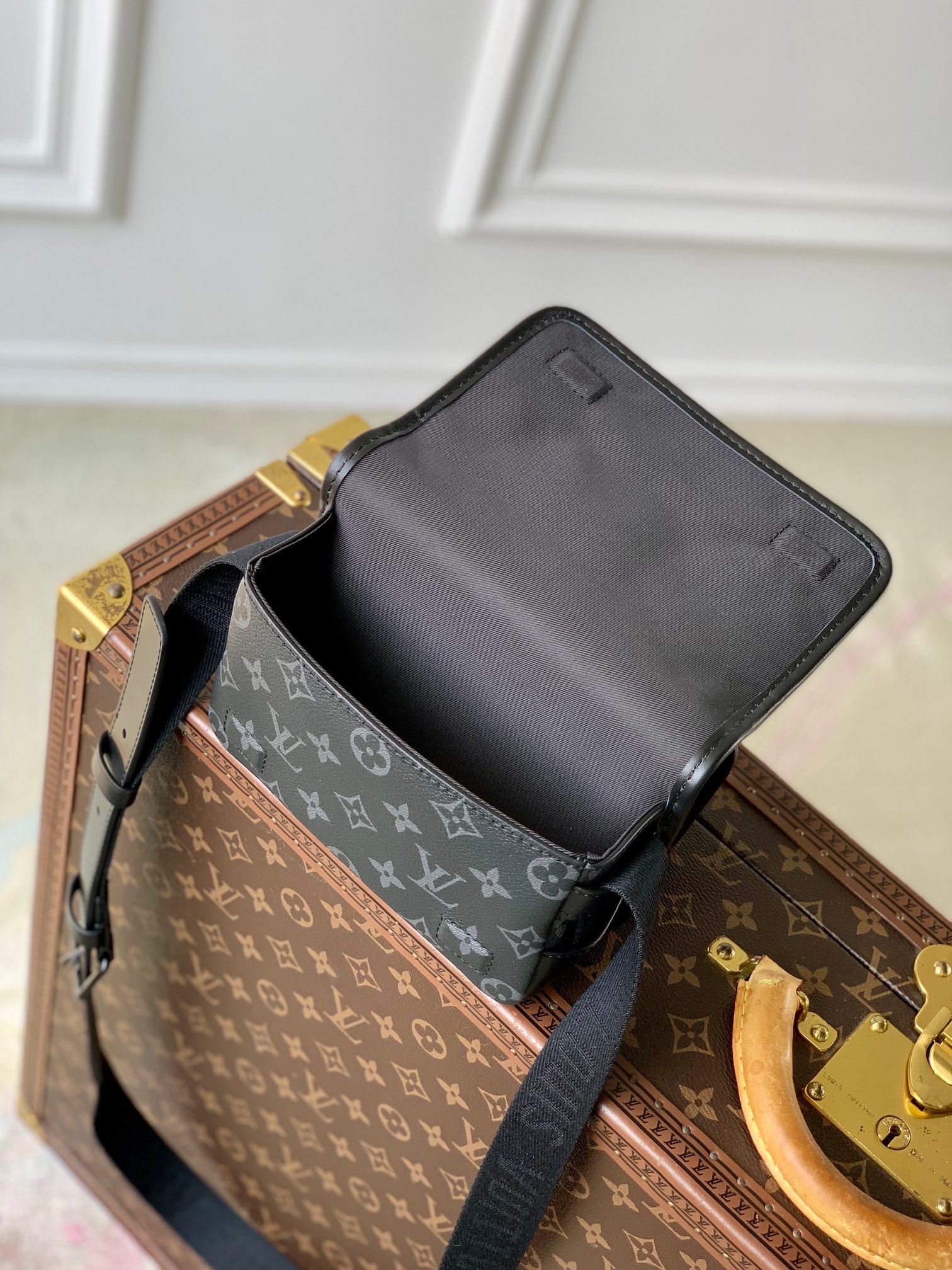 Bosphore Wearable Wallet detail 9