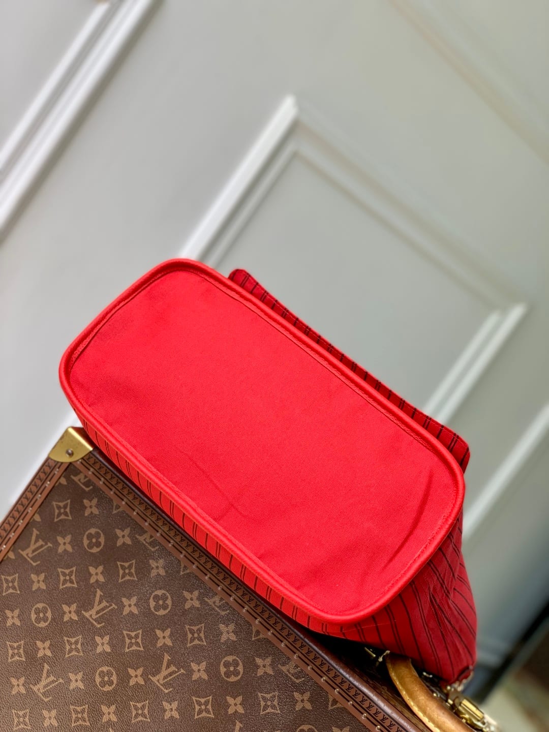 Neverfull Bandoulière Inside Out MM detail 4