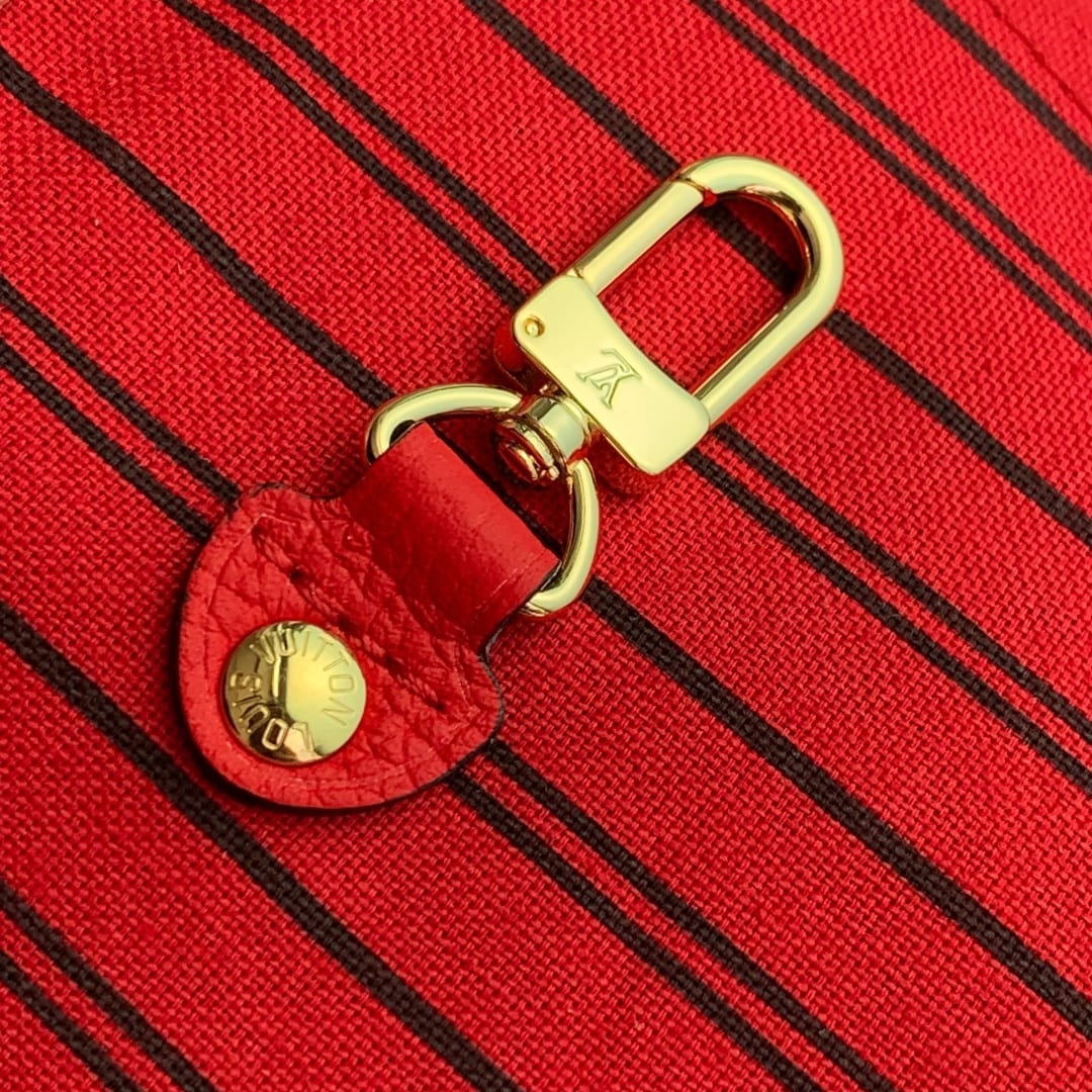Neverfull Bandoulière Inside Out MM detail 6