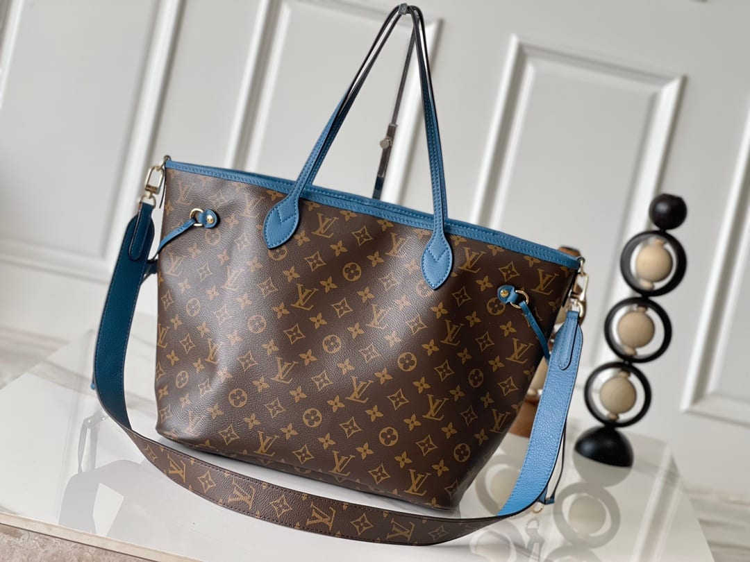 Neverfull Bandoulière Inside Out MM detail 1