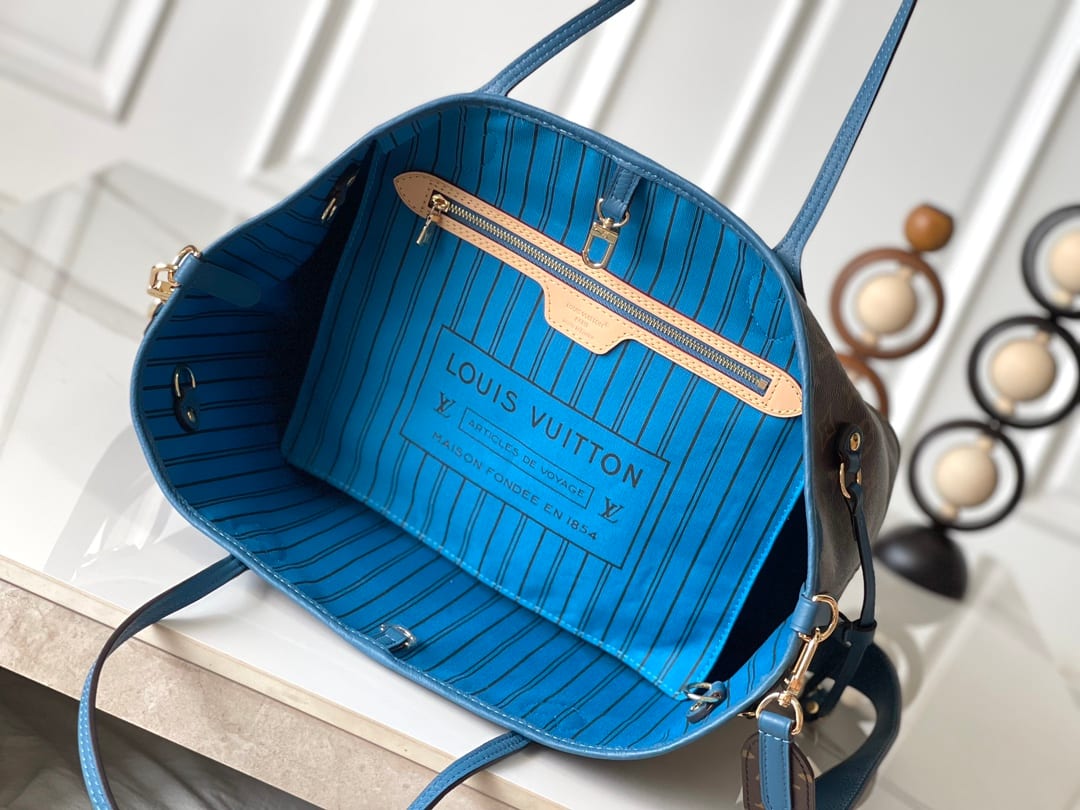 Neverfull Bandoulière Inside Out MM detail 8