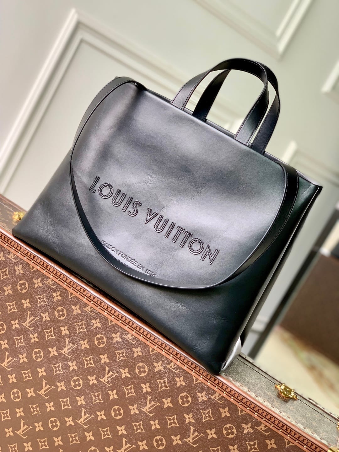 Shopper Tote MM detail 1