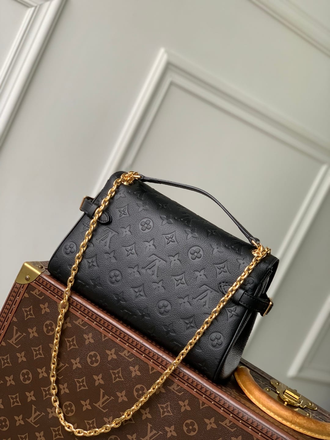Anytime Flap Bag detail 9