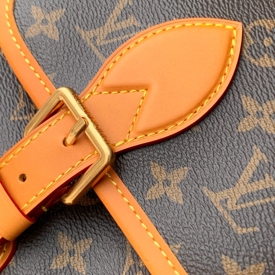 Satchel Messenger detail 5