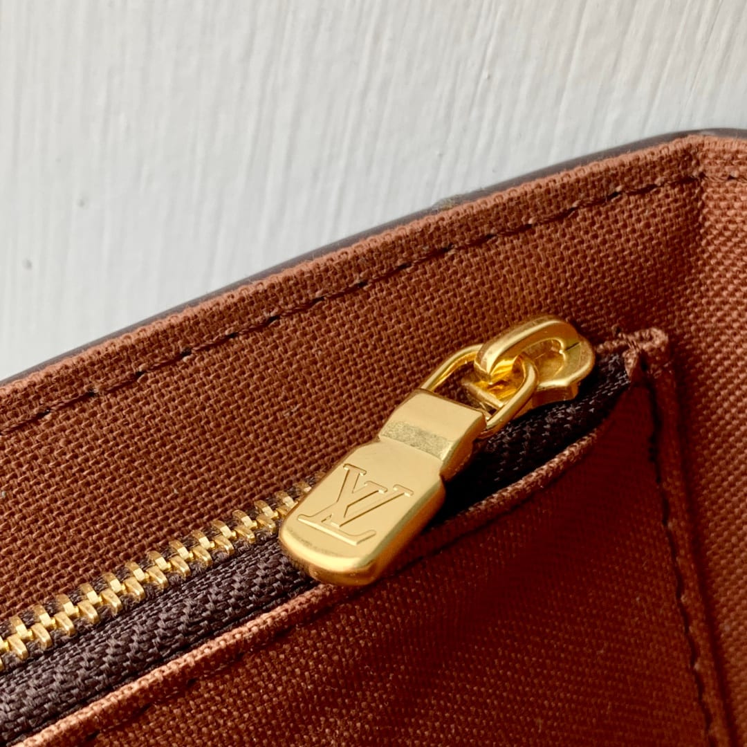 Steamer Wearable Wallet detail 6