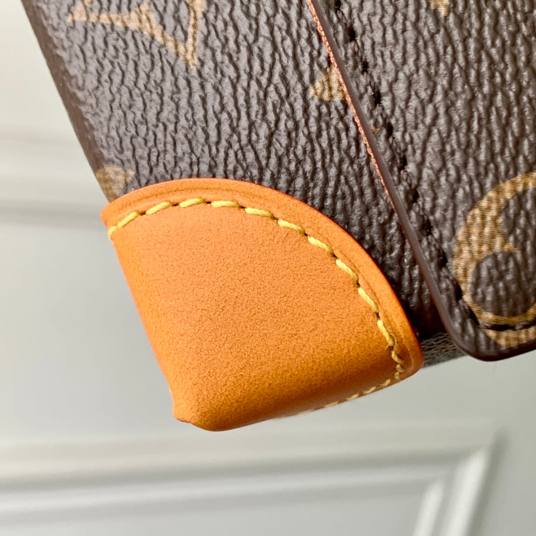 Steamer Wearable Wallet detail 7