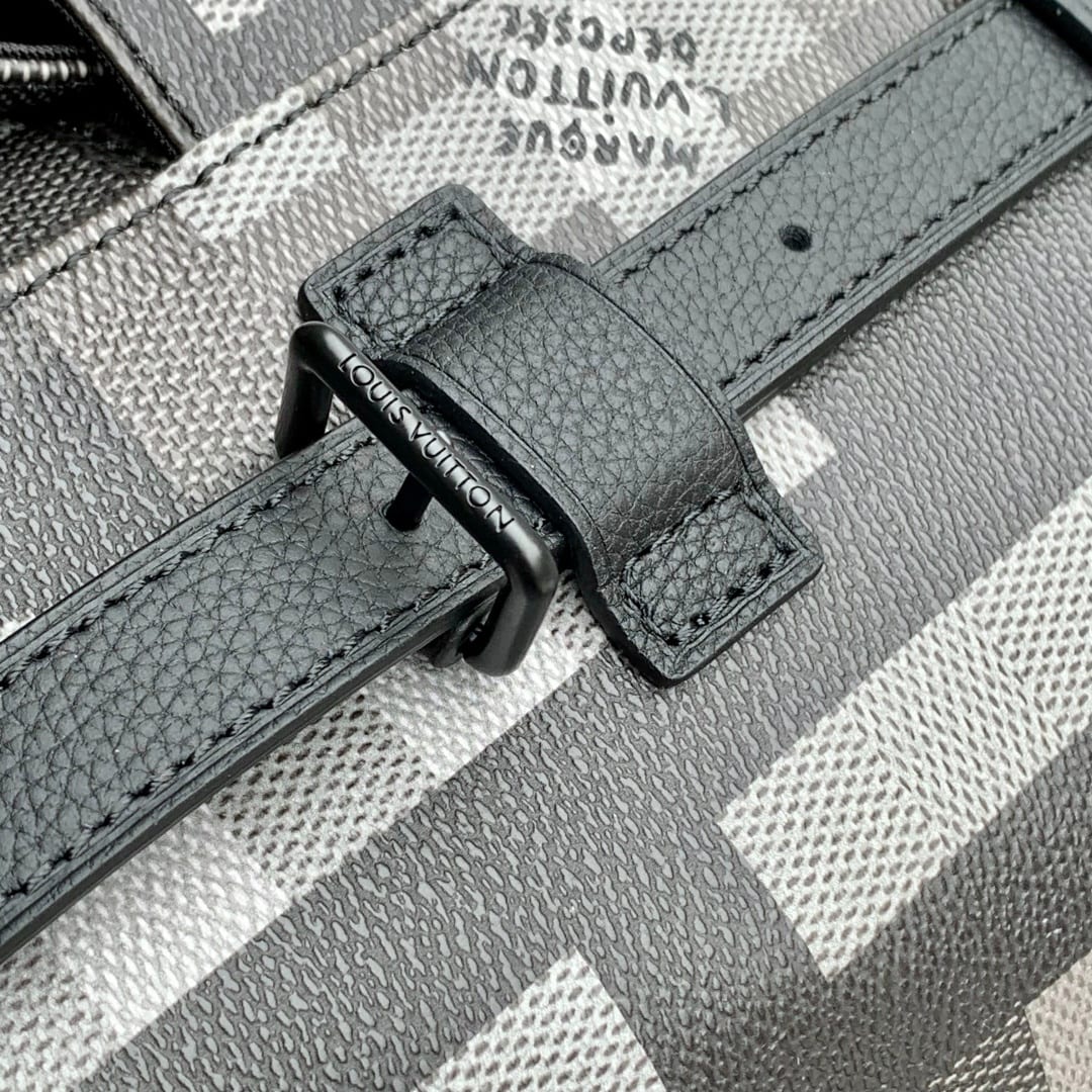 Christopher MM detail 4