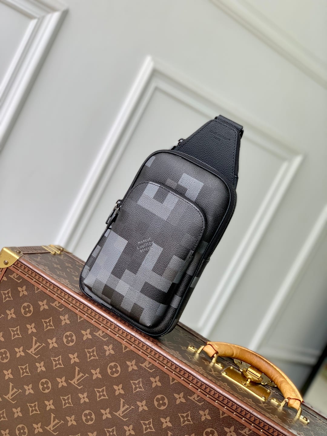 Avenue Slingbag detail 1