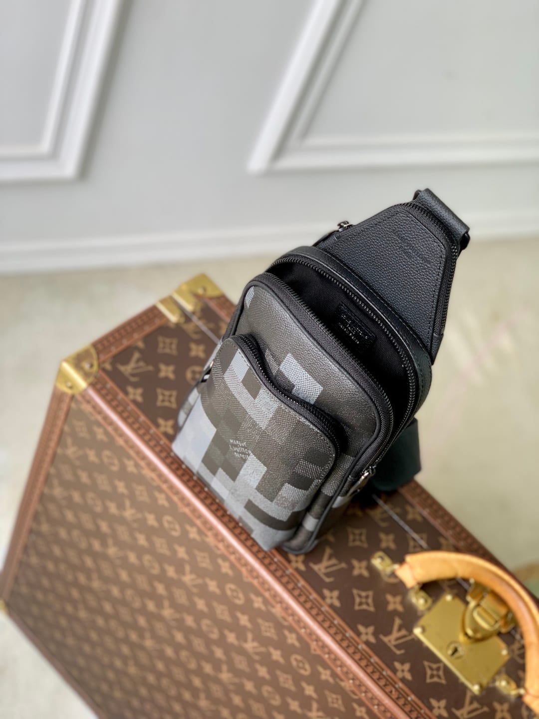 Avenue Slingbag detail 9