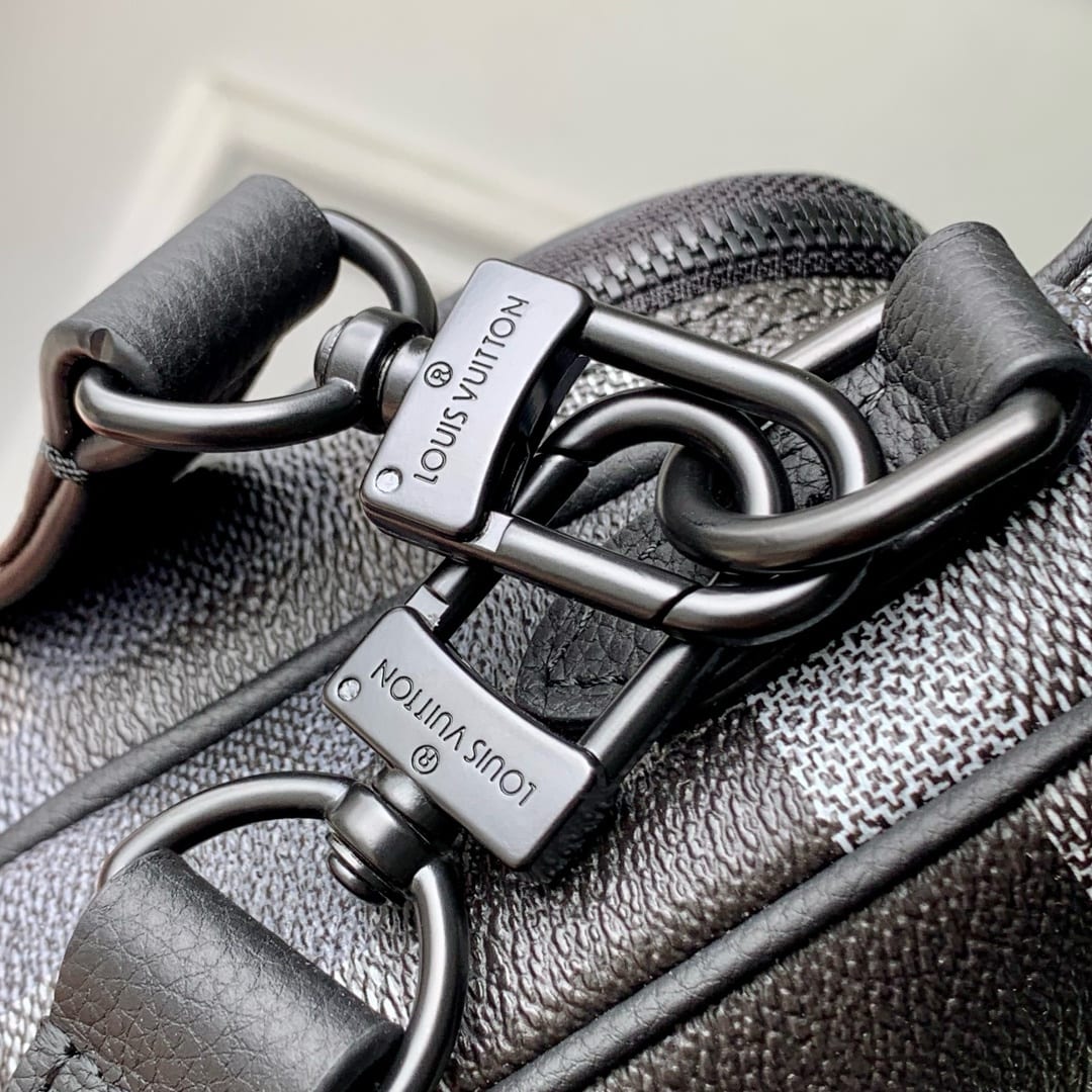 Nil Messenger detail 4