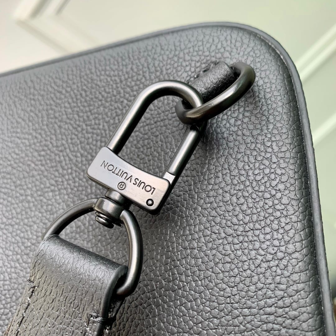 Avenue Slingbag PM detail 7