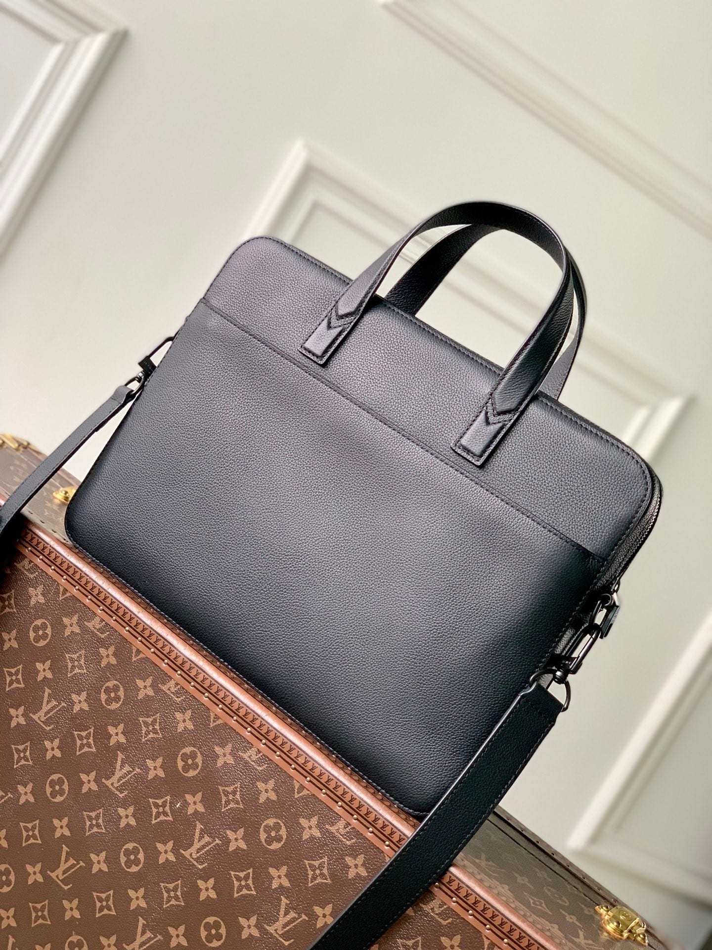 Gate Briefcase detail 2