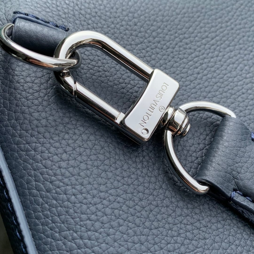 Avenue Slingbag PM detail 7