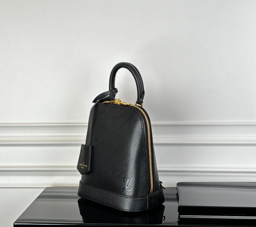 Alma Backpack detail 4