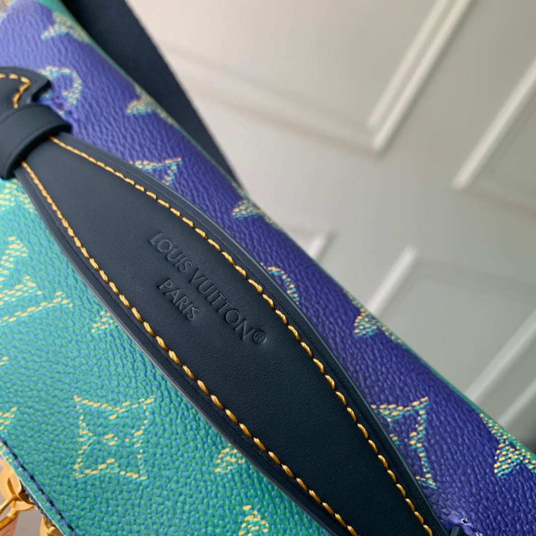 Rush Bumbag detail 7