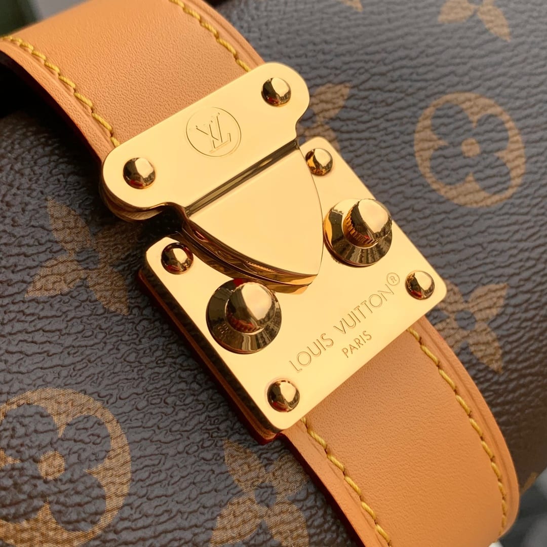 Pochette Mia detail 5