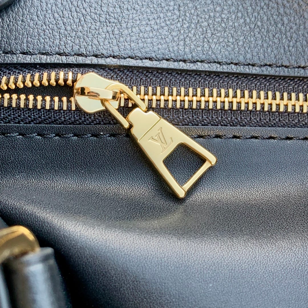Vendome PM detail 7