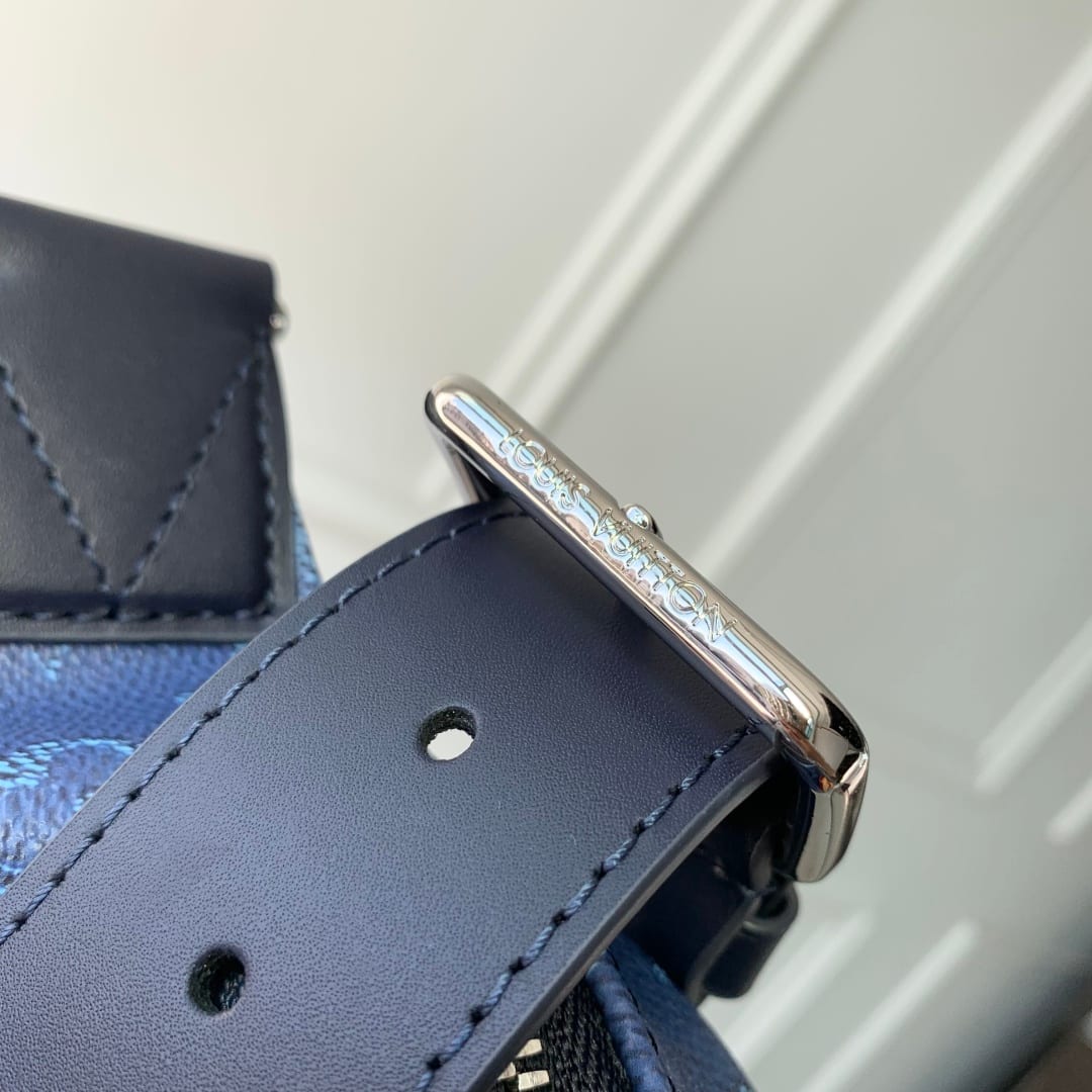 Rush Bumbag detail 6
