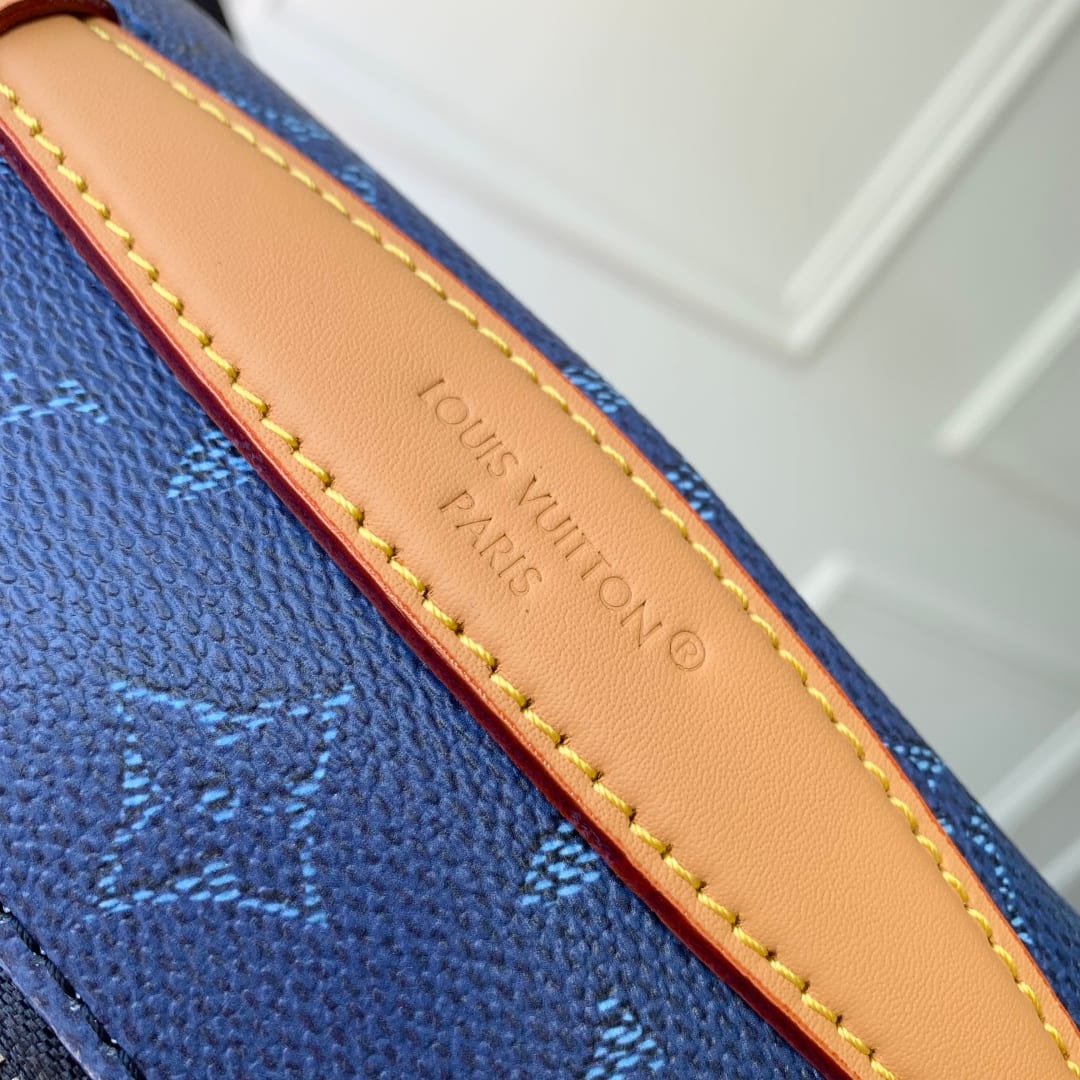 Rush Bumbag detail 7
