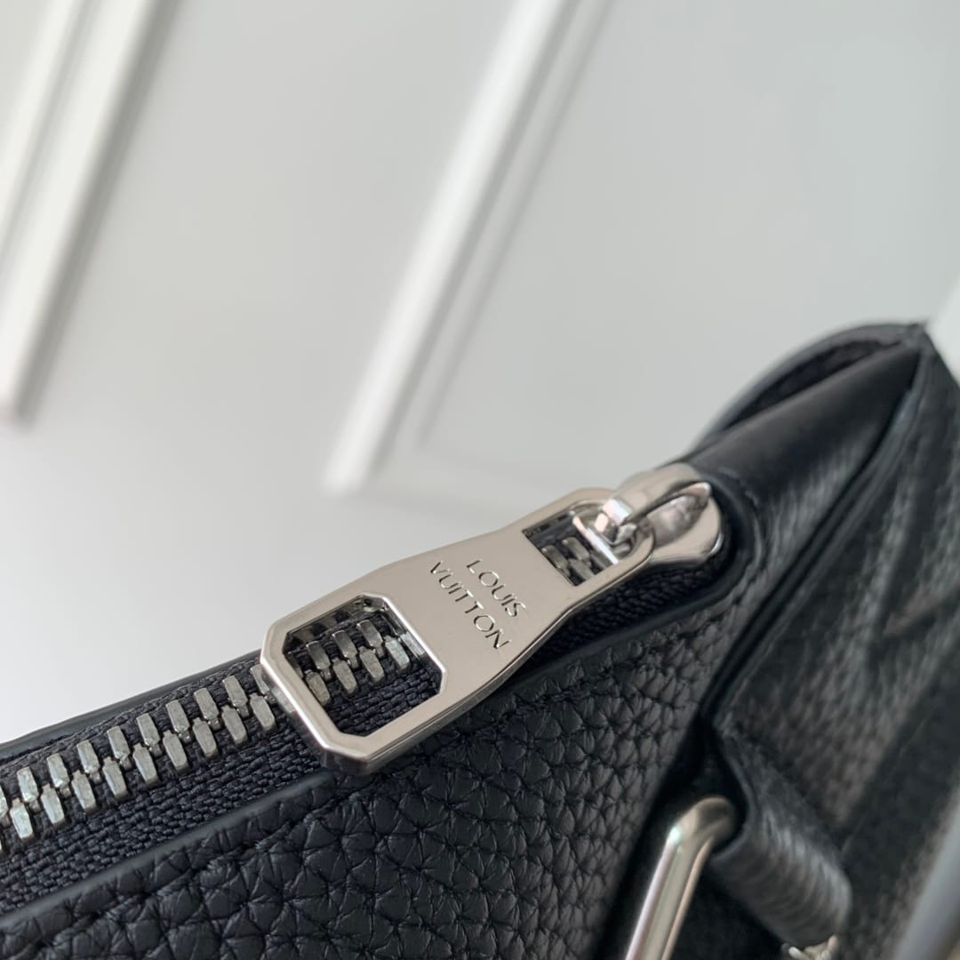 Delta Slingbag detail 6