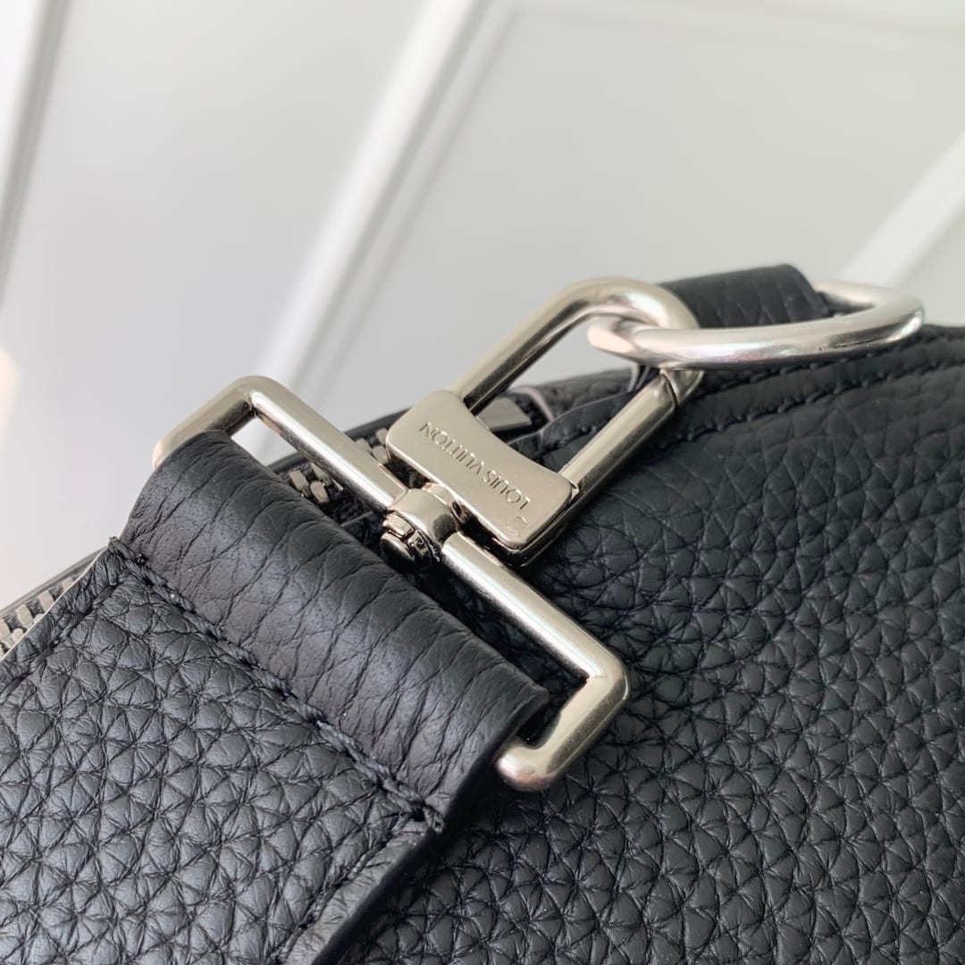 Delta Slingbag detail 7