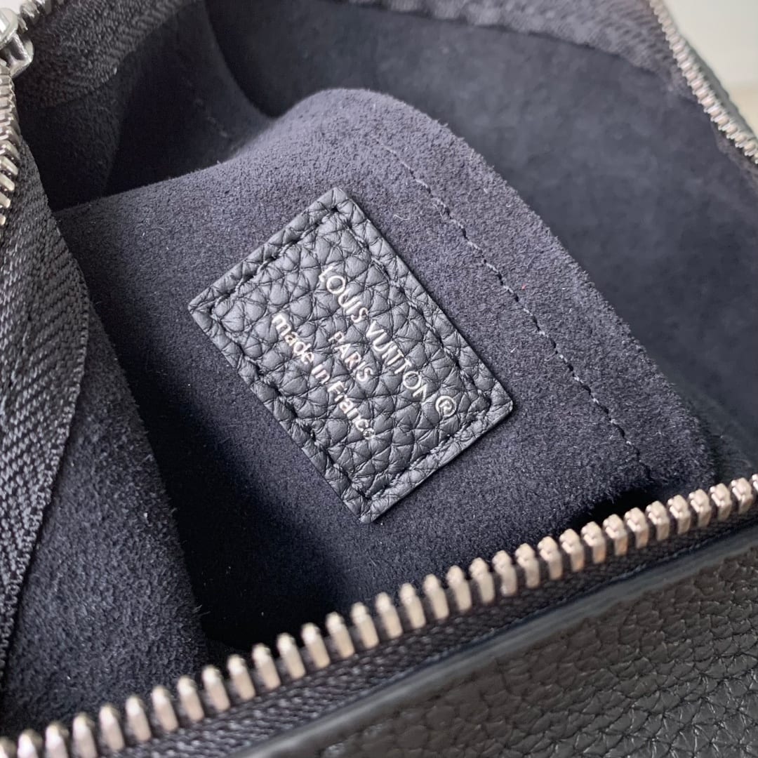 Delta Slingbag detail 8