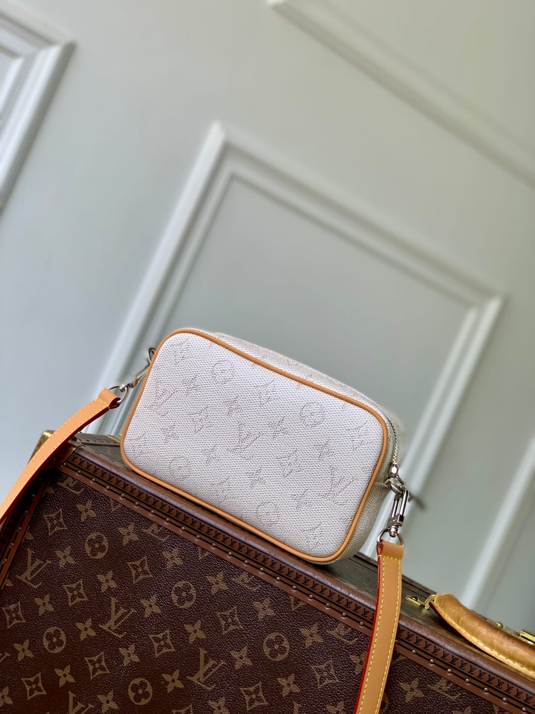 Trocadéro Wearable Wallet detail 3