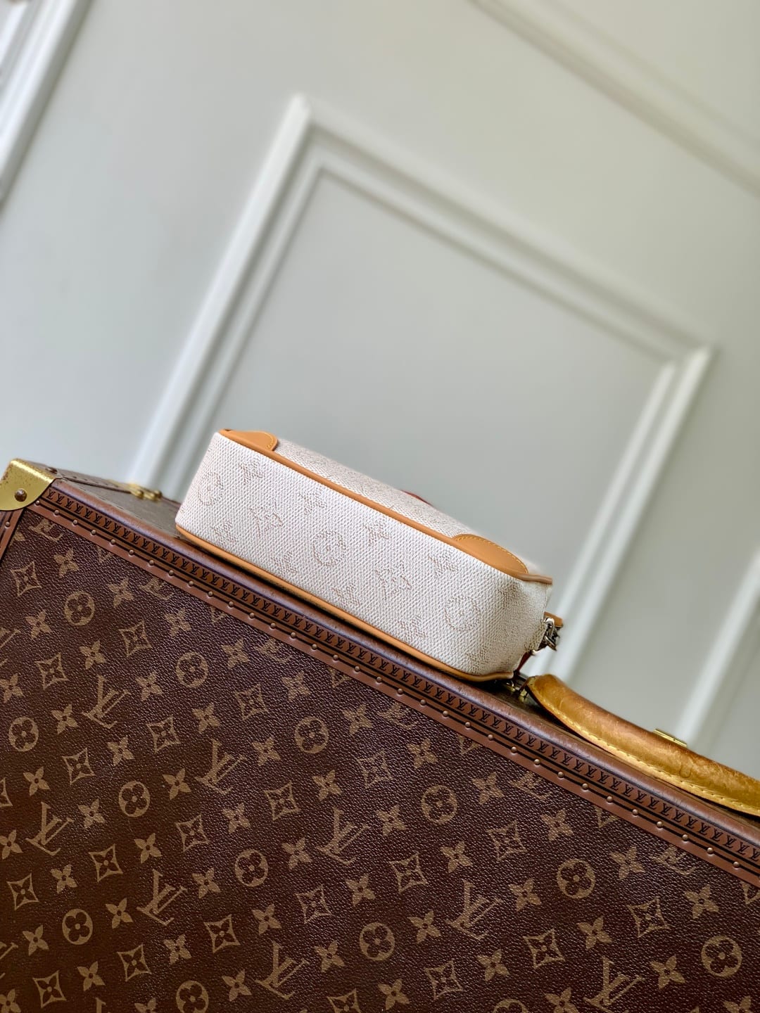 Trocadéro Wearable Wallet detail 4