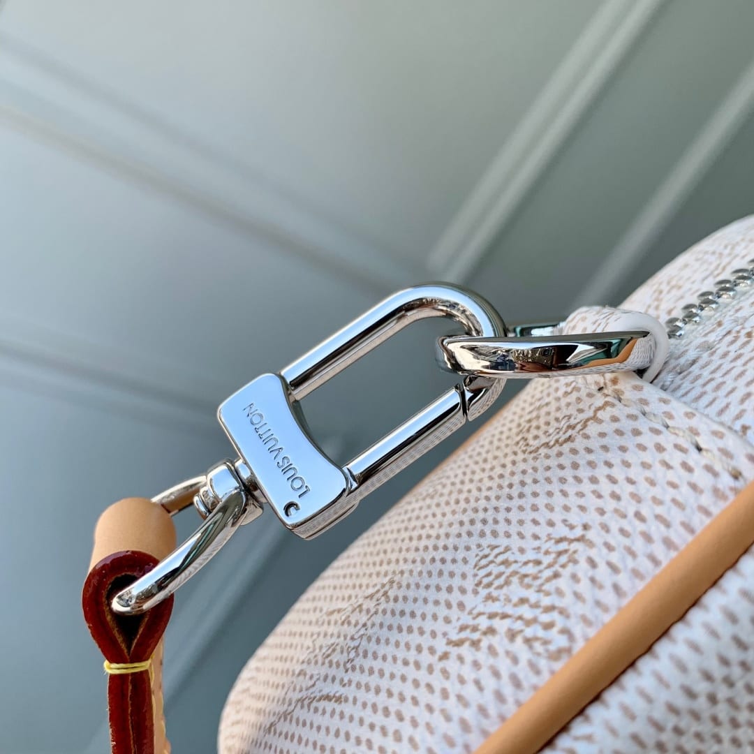 Trocadéro Wearable Wallet detail 7