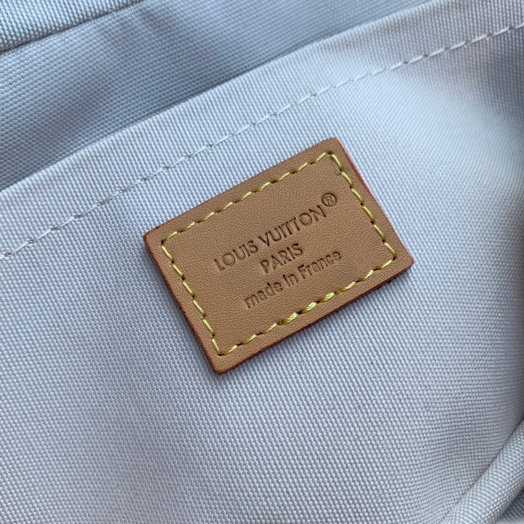 Trocadéro Wearable Wallet detail 8