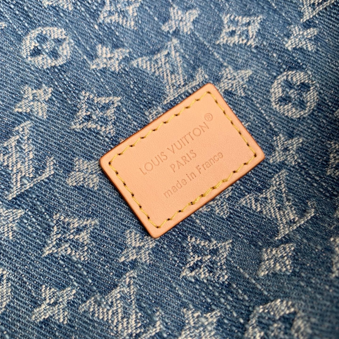 Baggy detail 11