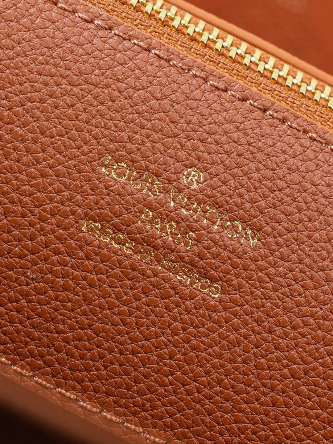 Bella Tote detail 9
