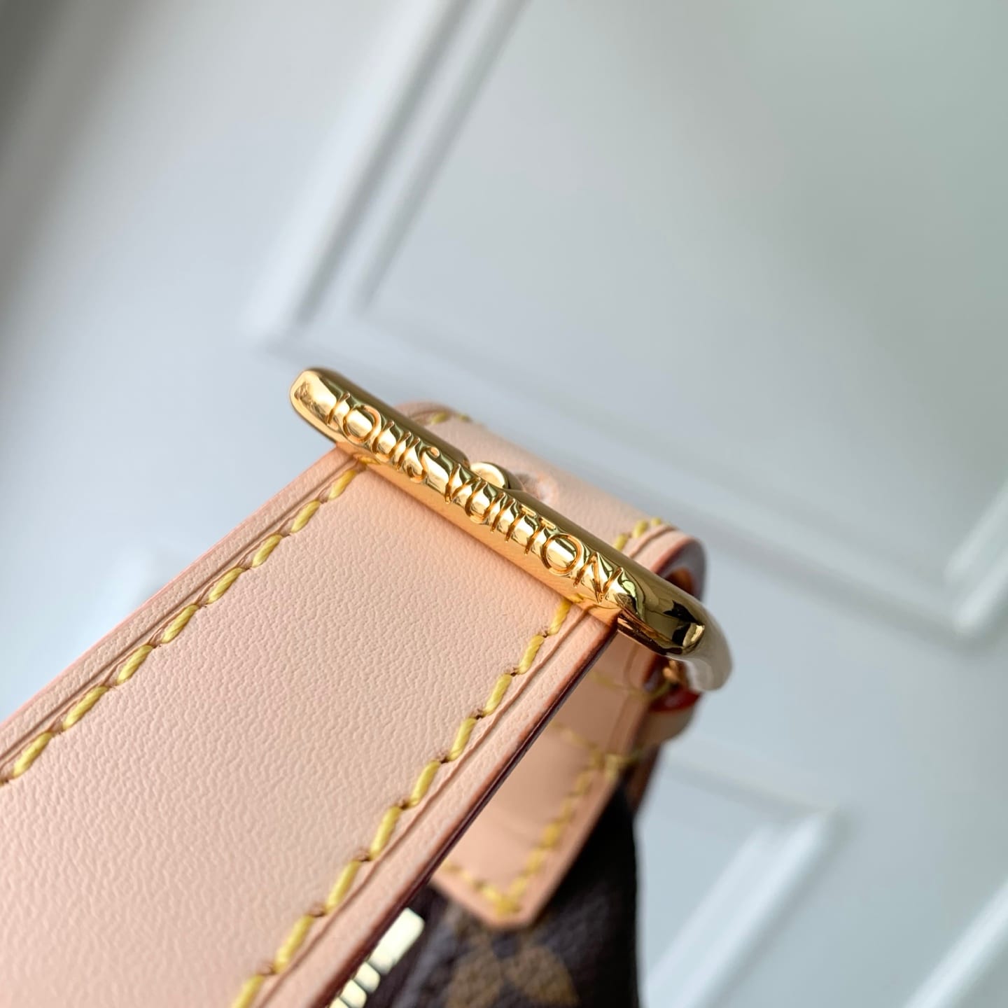 Pochette Hills detail 6
