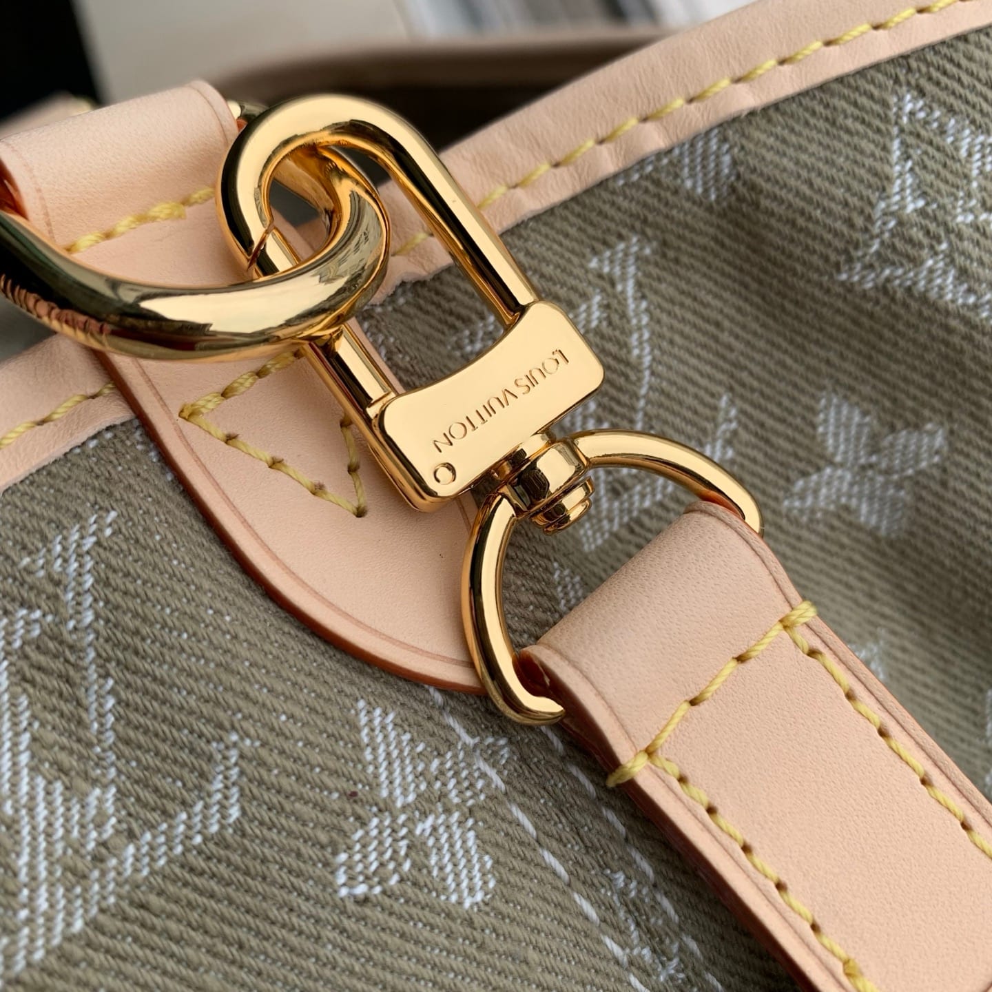Carryall Cargo PM detail 6