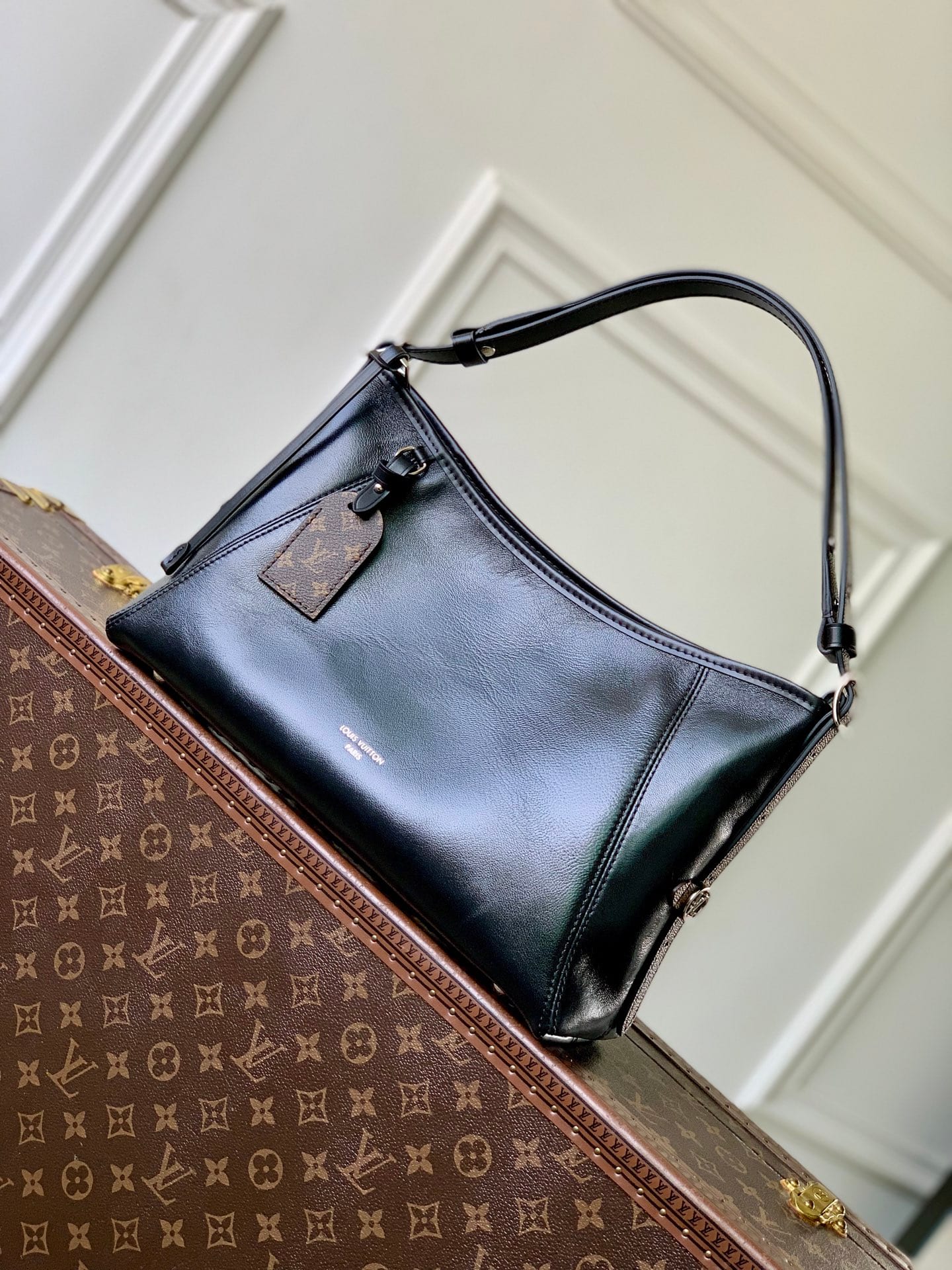 CarryAll East West detail 1