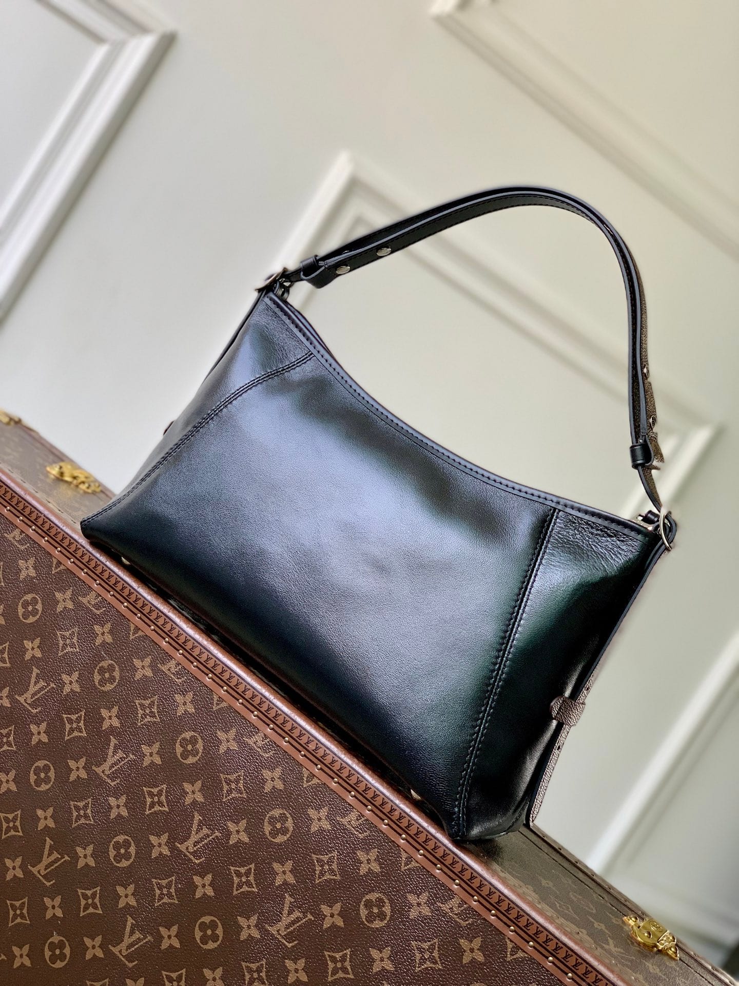 CarryAll East West detail 3