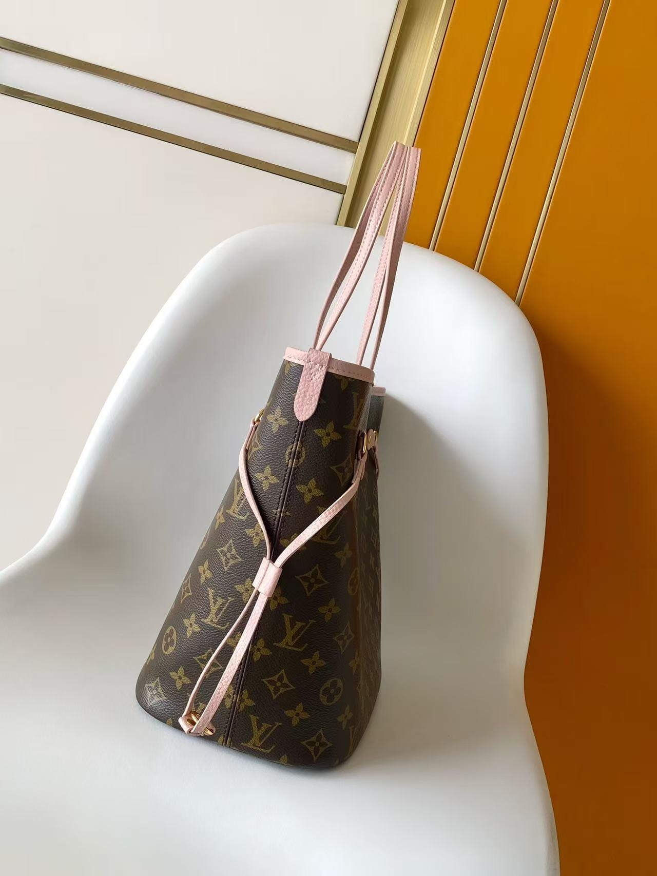 Neverfull Inside Out MM detail 2