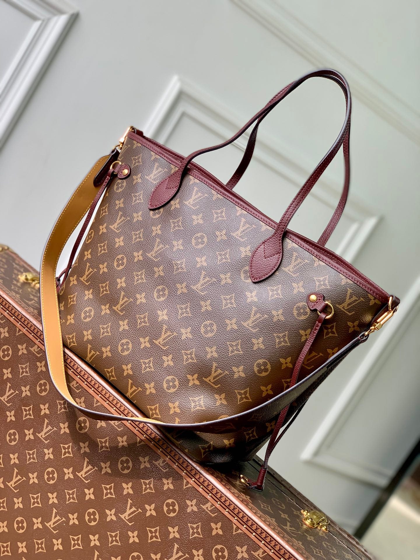 Neverfull Inside Out MM detail 3