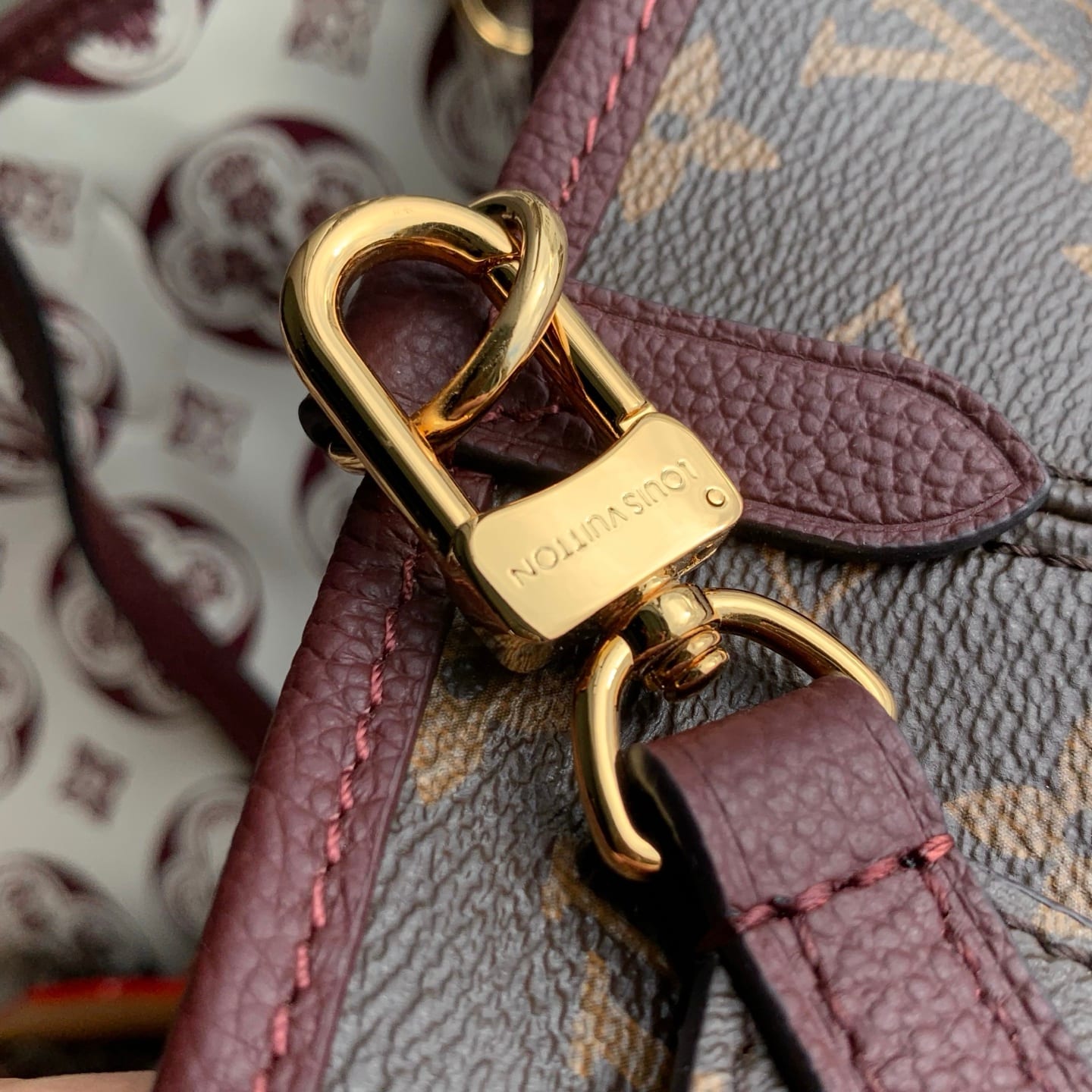 Neverfull Inside Out MM detail 6
