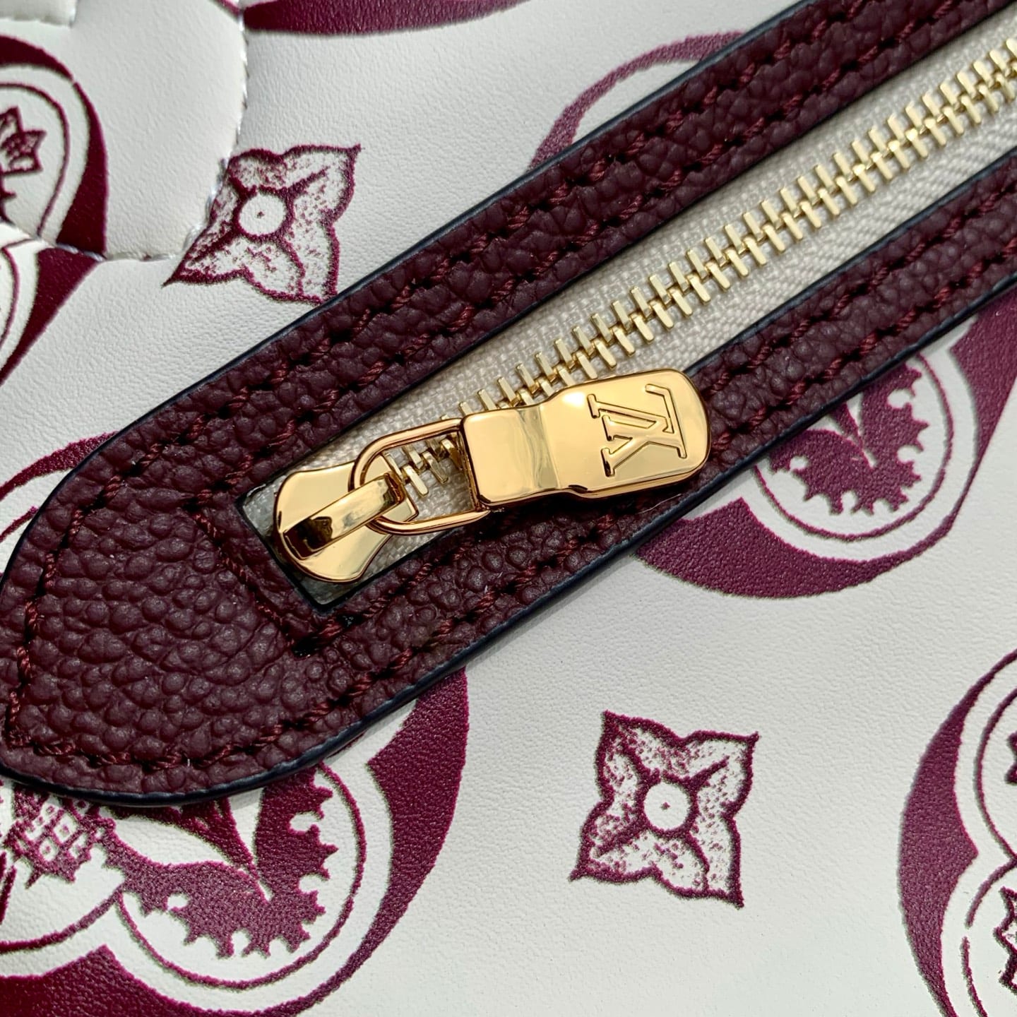 Neverfull Inside Out MM detail 9