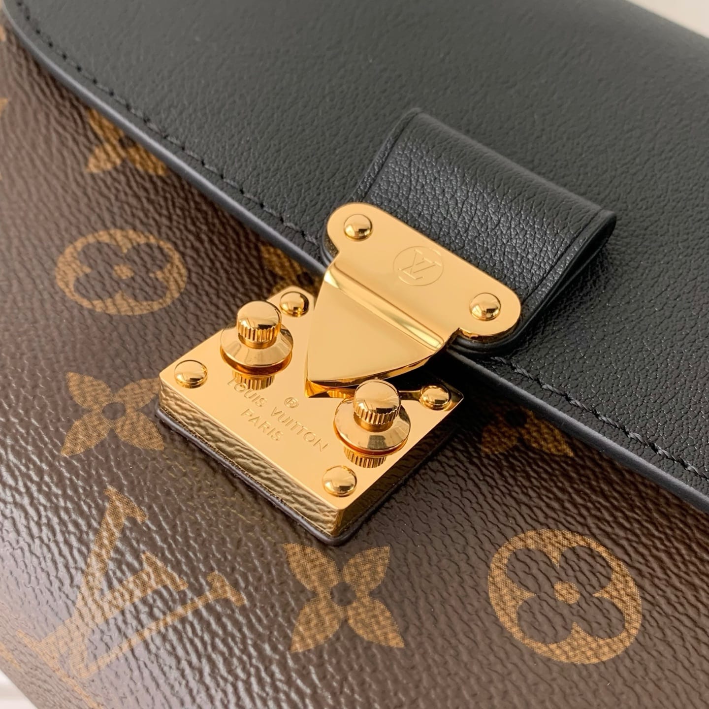 Madeleine BB detail 5