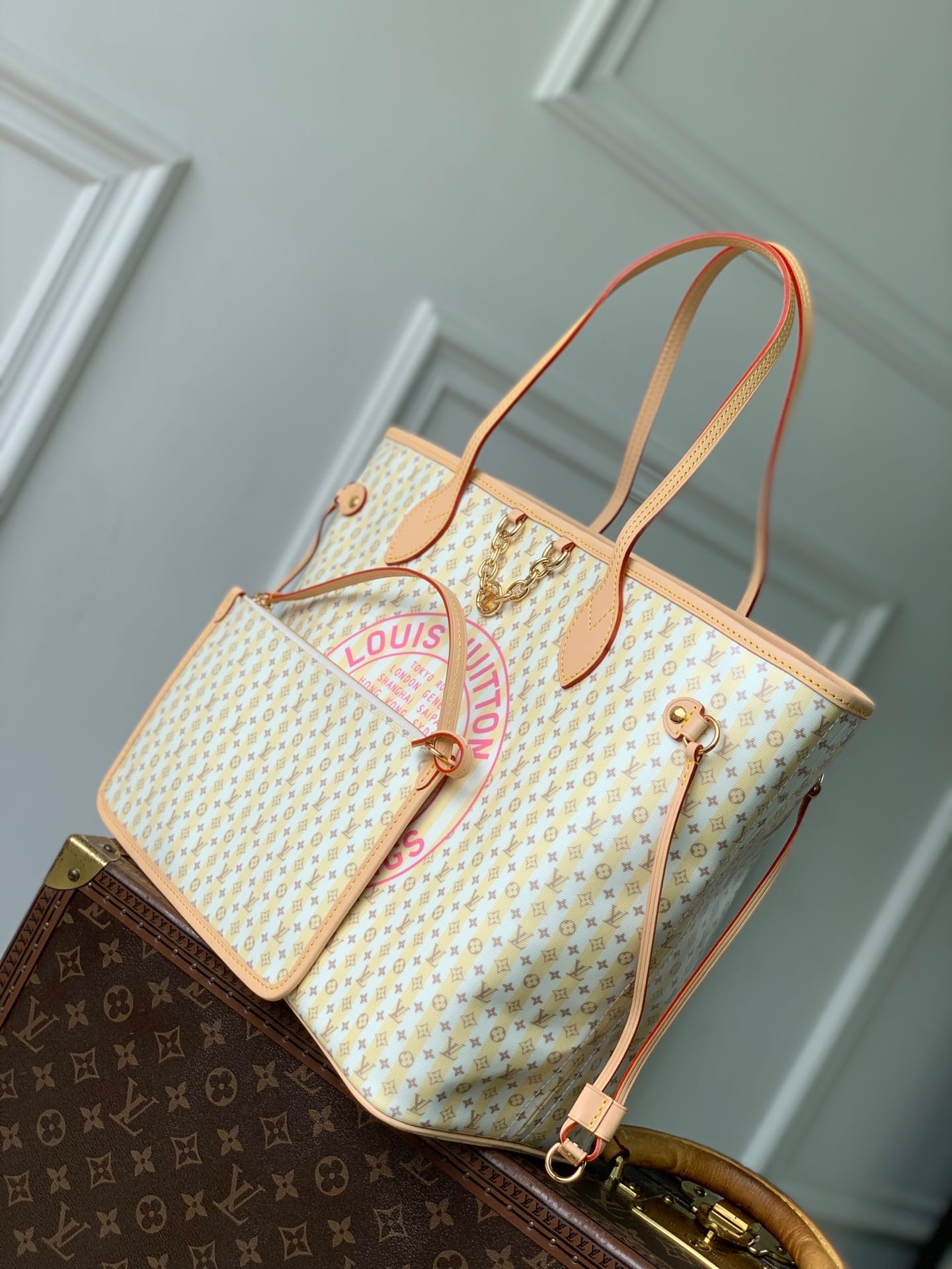 Neverfull MM detail 2