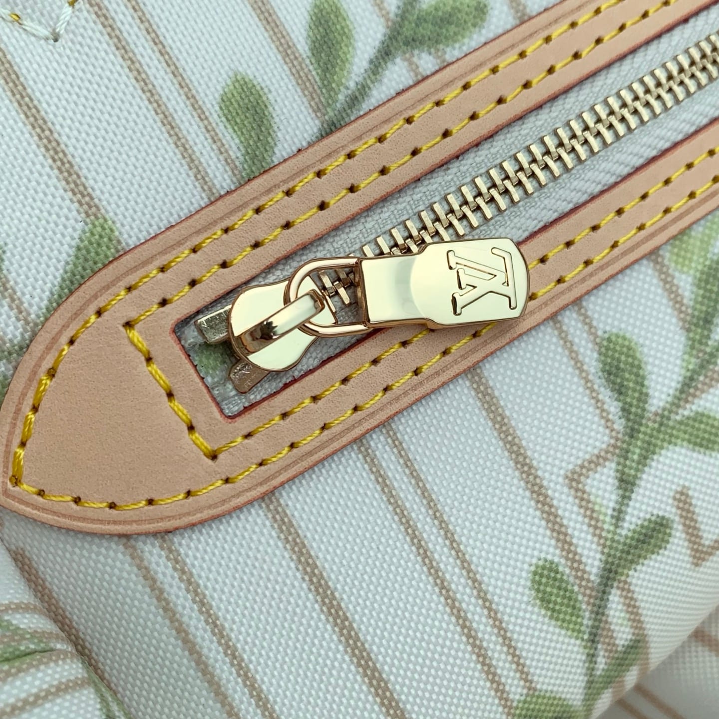 Neverfull MM detail 8