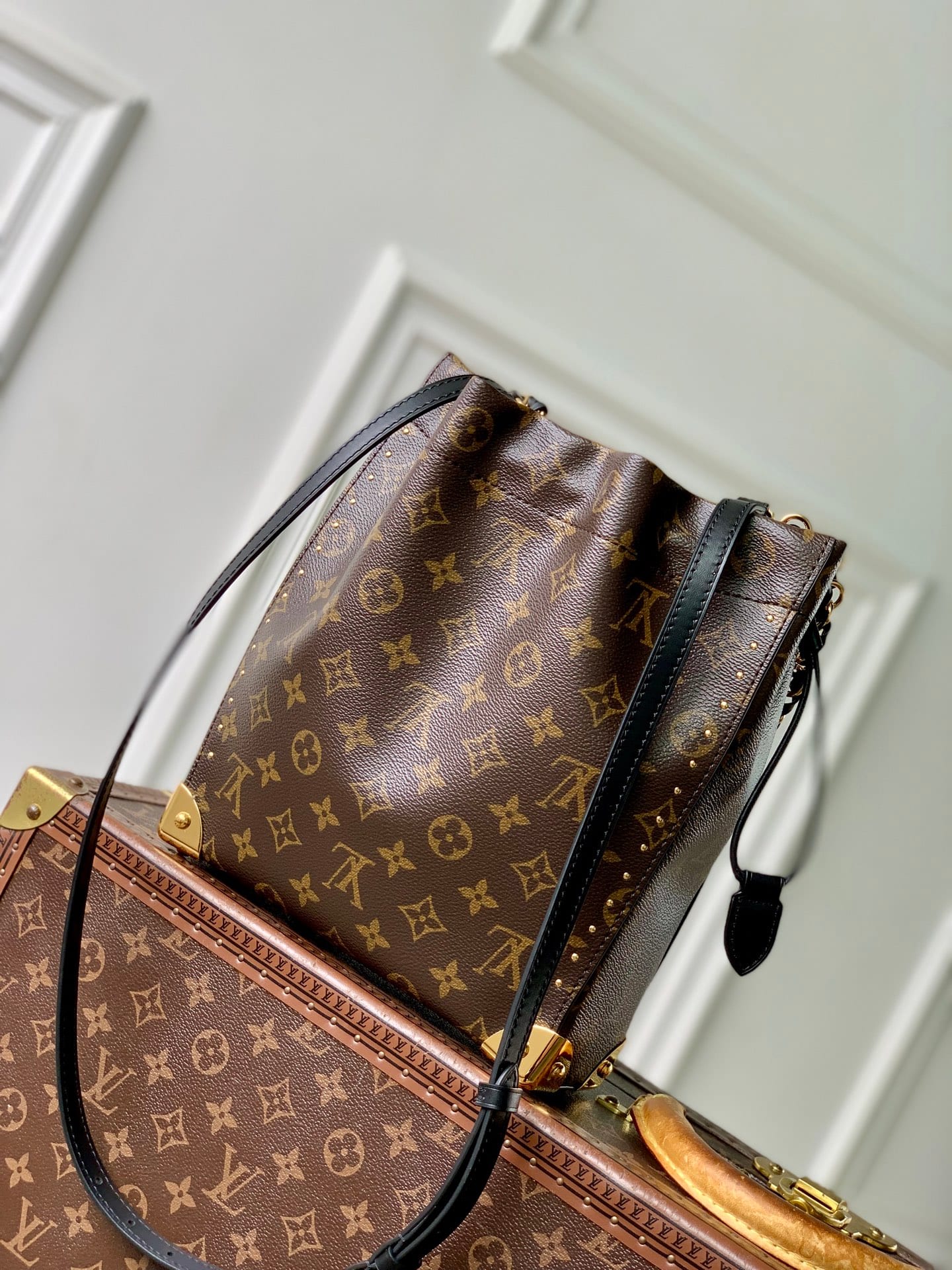 Noé Trunk detail 3