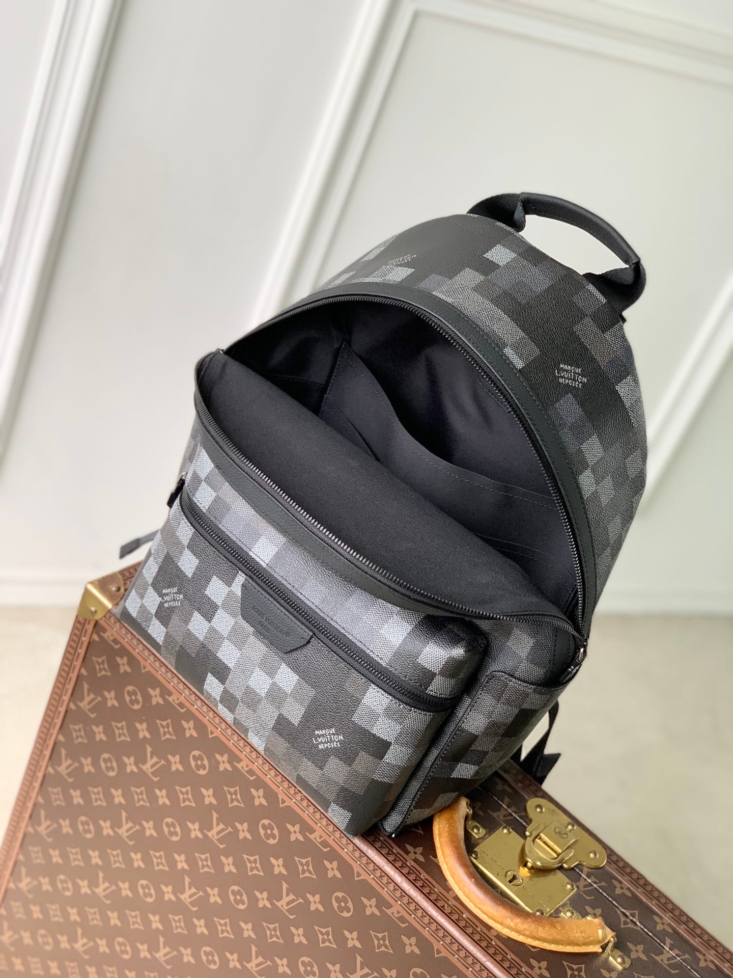 Discovery Backpack PM detail 9
